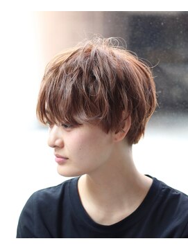 シーン(SCENE) マッシュショート/ニュアンスウェーブ/シアベージュ［荒田］