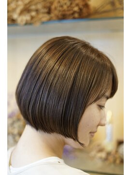 ハンズエミュ(hands emu) コンパクトボブ