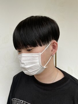オブヘアージユウガオカ(Of HAIR Jiyugaoka) 【マッシュ×刈り上げ】