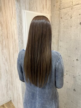 セプトヘア(sept hair) サラサラロング　透明感カラー