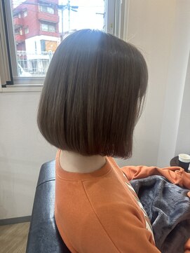 エンリー(ENlee) 【白鳥未来】切りっぱなしボブ×ミルクティーベージュ