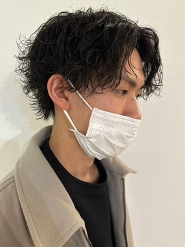 ニアウ 太田店(Niau) センターパートツイストスパイラルパーマメンズ波巻きパーマ