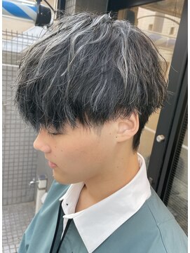 ジュンヌオム リンカラン(Jeune Homme LINGKARAN) 波巻きメッシュ×マッシュ