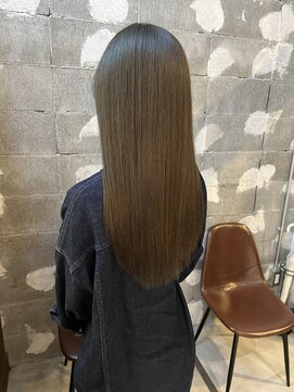 ソワ 四日市(soie) 【soie岡村】アッシュグレージュ/ロングヘア