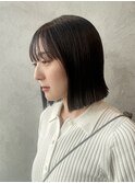 透明感グレージュ、切りっぱなしボブ