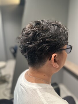 ボルン(BOLEN) オールバックパーマ