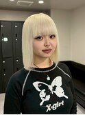 12800艶髪ホワイトブロンド切りっぱなしボブ韓国マロンベージュ