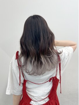 アライブ キチジョウジ(ALIVE Kichijoji) 【ALIVE吉祥寺】ホワイトシルバーグレージュグラデーション