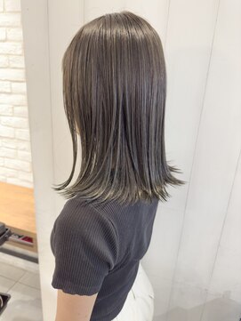 マスカリ(muscali) RyoオリーブベージュくすみカラーミルクティーボブULTOWA