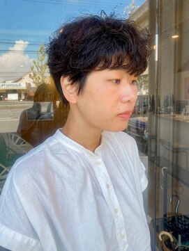 エレッタプロデュースドバイアリュール(Eletta Produced by ALLURE) 癖毛を見方にしたパーマスタイル