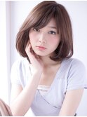 手櫛でまとまる斜めバング×ボブ