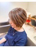 白髪ぼかし細めハイライト30代40代50代セミディ