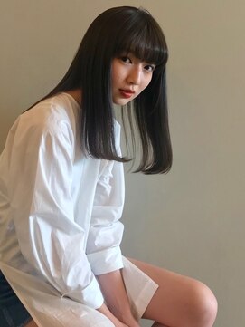 ヌース(NOUS) サラッとシンプルなヘアで女性の美しさを表現【天神/薬院/警固】