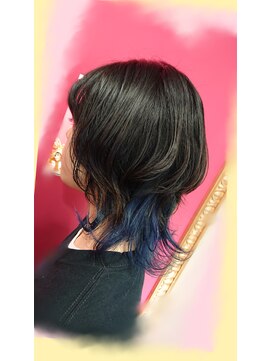 ブリリア(Brillia) マッシュウルフ☆インナーカラー＊ネイビーブルー