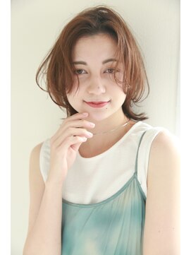 エクリ 麻布十番(equri) イルミナカラー