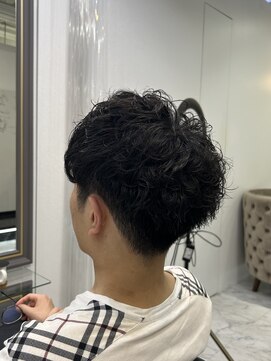 エスカーラ 表参道(THE ESCALA) ＠shino_ne197/マッシュパーマ/束感ショート/波巻き