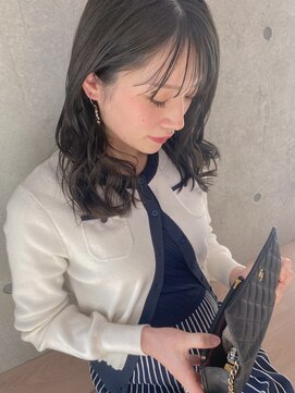 エウペ 渋谷(WEUPE) 斜めバング/グレージュカラー/デザインカラー/シルキーベージュ