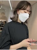 切りっぱなしボブレイヤーボブインナーカラーベージュカラー