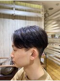 【韓国風】刈り上げセンターパート