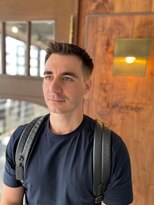 ザマンリバレッジニューヨーク(THE MAN LeverageNewYork)&nbsp;大人外国人風アーミーショートフェード：尾上　雄輝