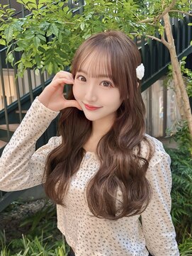 クム(kumu) 【kumu】 ロングレイヤー/顔周りカット/栄/名古屋