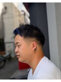 スパイキーショートスパイラルパーマスキンフェード