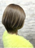 【カラーグレス 髪質改善 ブリーチ】小顔に魅せる艶カラーグレス