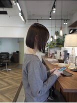 ルート(root)&nbsp;地毛風カラー　ナチュラル　ボブ　ストレート