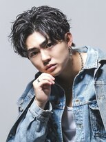 ホワイト(WHITE)&nbsp;フェザースパイラル/ツイストスパイラル/メンズパーマ