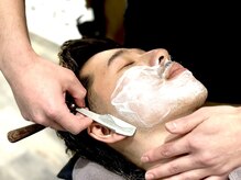 オールマンバーバーショップ 流山おおたかの森(Allman Barbershop)の雰囲気（バーバーならではのシェービングはフェードとの相性もバツグン◎）