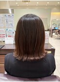 レイヤーミディアムボブ