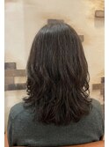 軽やかな動きで魅せる大人上品セミディ【160スタイル】