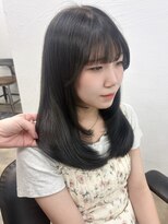 マロ(MALo)&nbsp;レイヤーカット、ダークグレー、暗めカラー