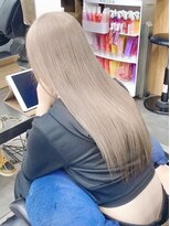 ミラ 新宿(MILA)&nbsp;ブリーチダブルカラー/ハイトーンストレートこなれミディ/新宿