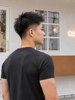 リノアガーデン(Linoa Garden) 清潔感と男らしさを両立したツーブロショート