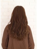 アオ(AO)&nbsp;大人可愛いゆるふわウェーブバック