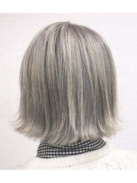 ヘアーアンドアイラッシュ チェイン(HAIR&EYELASH CHAIN) ホワイトグレージュ