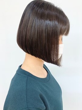 クオリス 上福岡店(QUALIS) 30代40代/髪質改善/美髪エステカラー/ストレートボブ/前下がり/