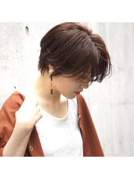 アトリエ フェム(atelier.fem) atelier.fem　くびれショートスタイル
