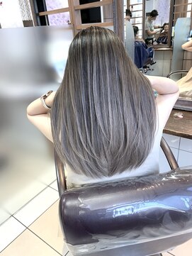 ヘアークリアー 獨協大学前店 ロング×バレイヤージュ