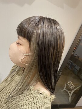 アームズ(Arm's) オリーブグレージュ×インナーカラー