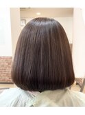 自然な内巻きボブ