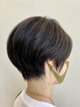 ハルキ ミナト ジャパン オオサカ(HARUKI MINATO japan OSAKA) 40代50代小顔似合わせカットくびレイヤーエモージュ大人可愛い