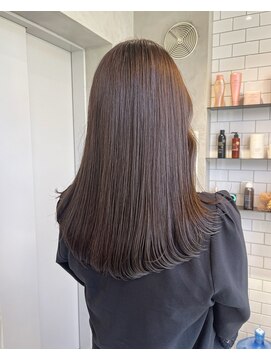 ロビン アンド ダルク(robin&darc) 顔まわりレイヤーロング×グレージュ