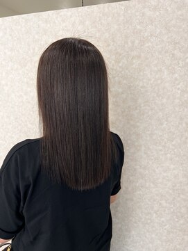 ウル(ulu) サファイア・トパーズ/髪質改善カラー