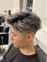 ビーテックバイゼン(B TECH by Zen) ホワイトハイライトリバースツイストスパイラル