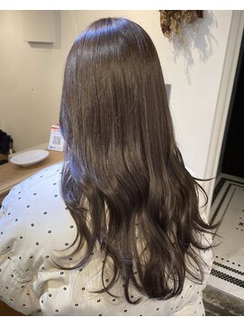 ノック(knock) 透明感オリーブベージュ