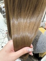 くすみすぎないまろやかグレージュ　(銀座)