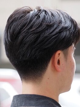 バックボーンバーバー 立川北口店(BACK.BONE.BARBER)の写真/【ビジネススタイル】高い技術力でビジネスシーンにふさわしい洗練された清潔感のあるスタイルを提案。