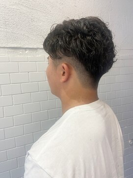 イロプラス( IRO＋) スポーツマンパーマ